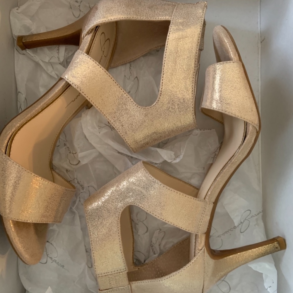 Sandals - Picture 3 of 5